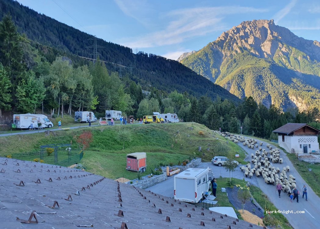 Panorama Stellplatz + Camping Basweri — foto 3