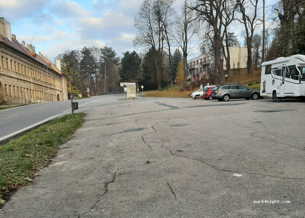 (675 71) Náměšť nad Oslavou - Zámek — foto 2