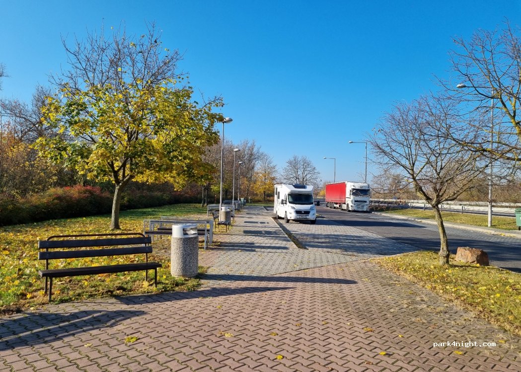 (018 41) Dubnica nad Váhom - E50 — foto 3