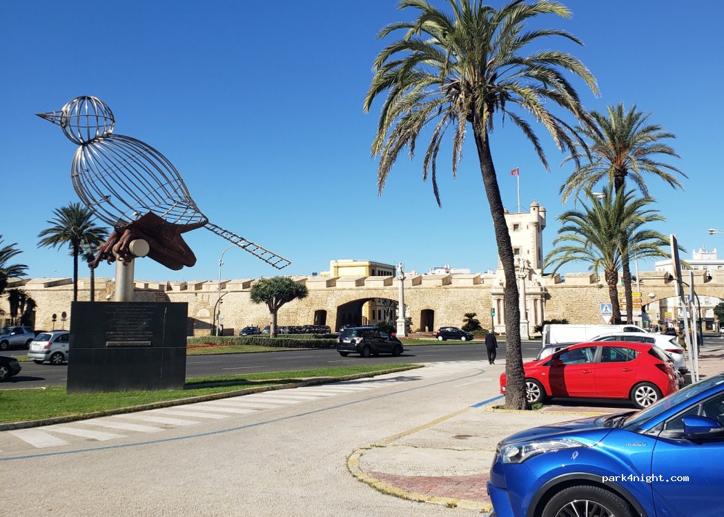 (11007) Cádiz - 2 Plaza de la Constitución — foto 2