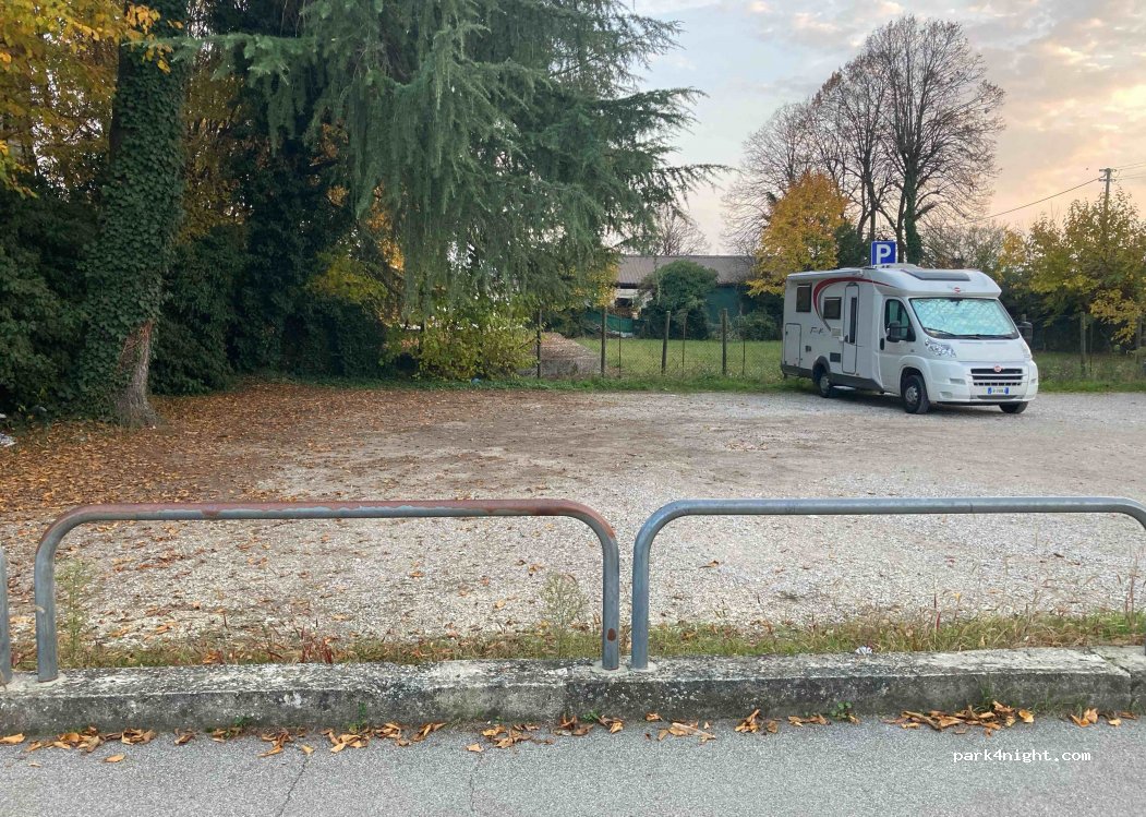(35016) Piazzola sul Brenta - 31 Via dei Contarini — foto