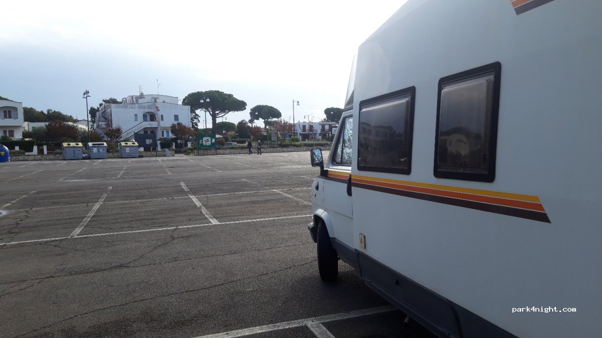 Parcheggio Montalto Marina — foto