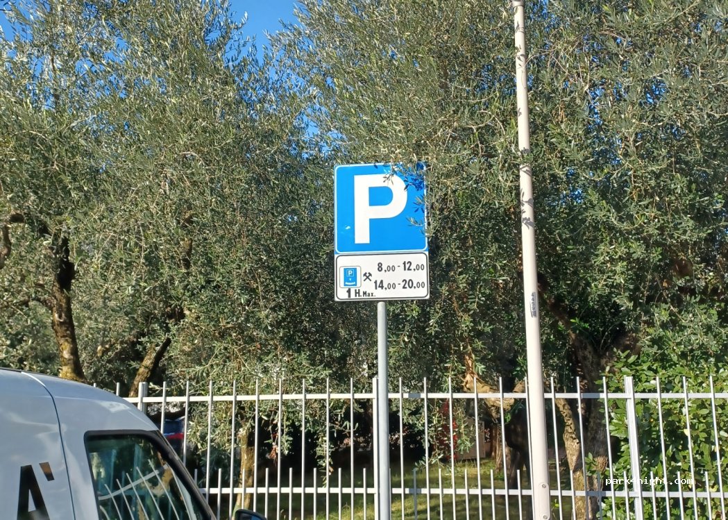 (38066) Riva del Garda - 13 Via S.Alessandro — foto