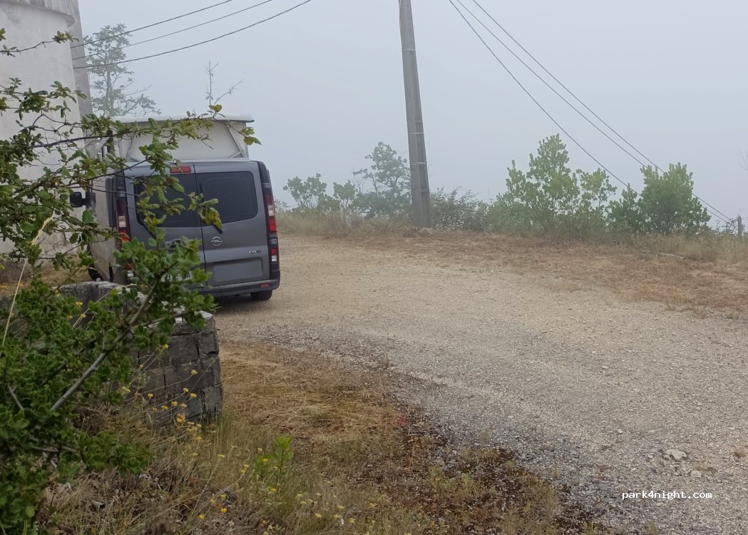 (3040) Cernache - Unnamed road — foto