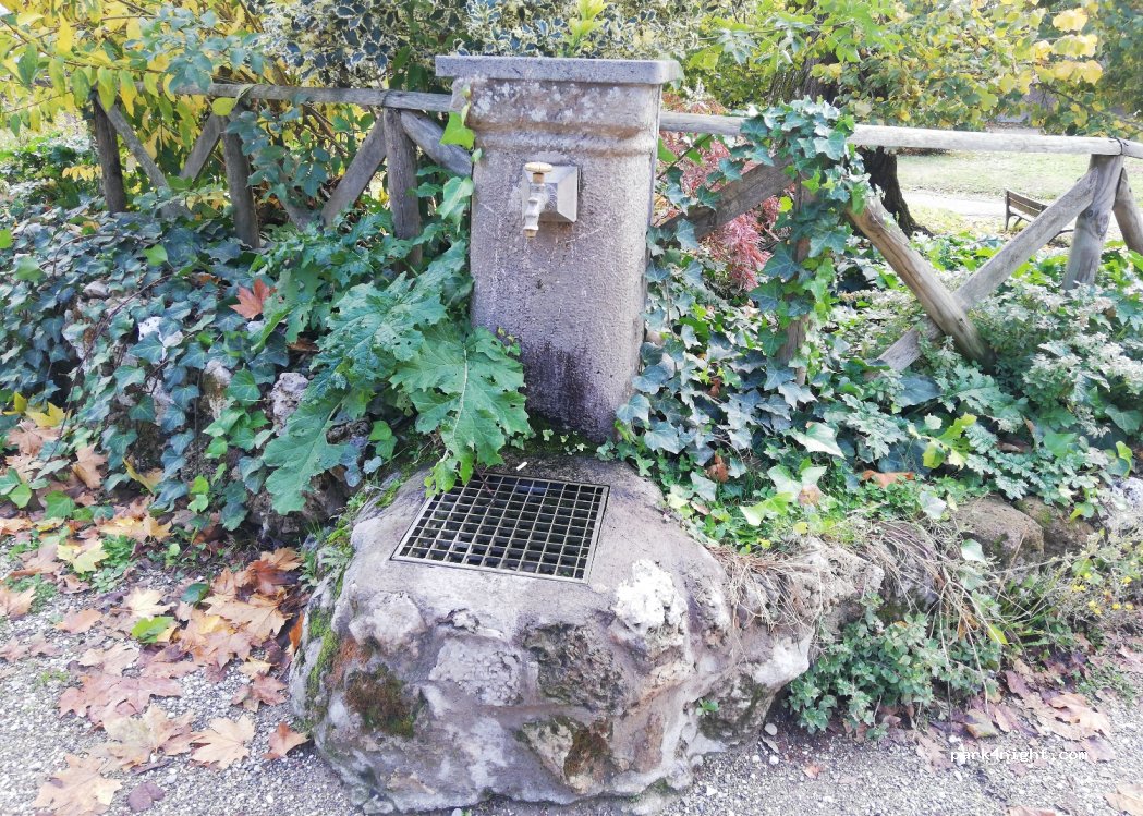 (05018) Orvieto - Strada Fontana del Leone — foto