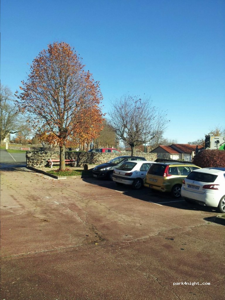 (43510) Cayres - Le Bourg — foto 2