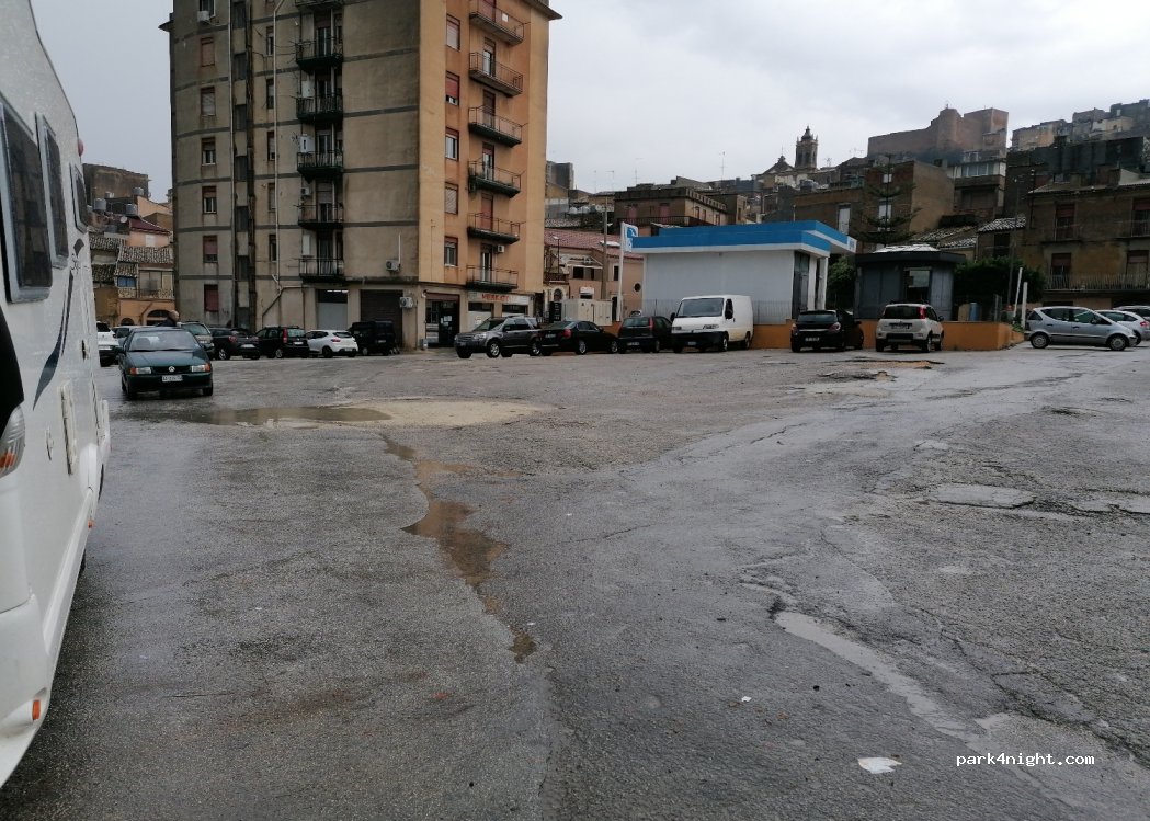 (92028) Naro - 100 Via Specchi — foto