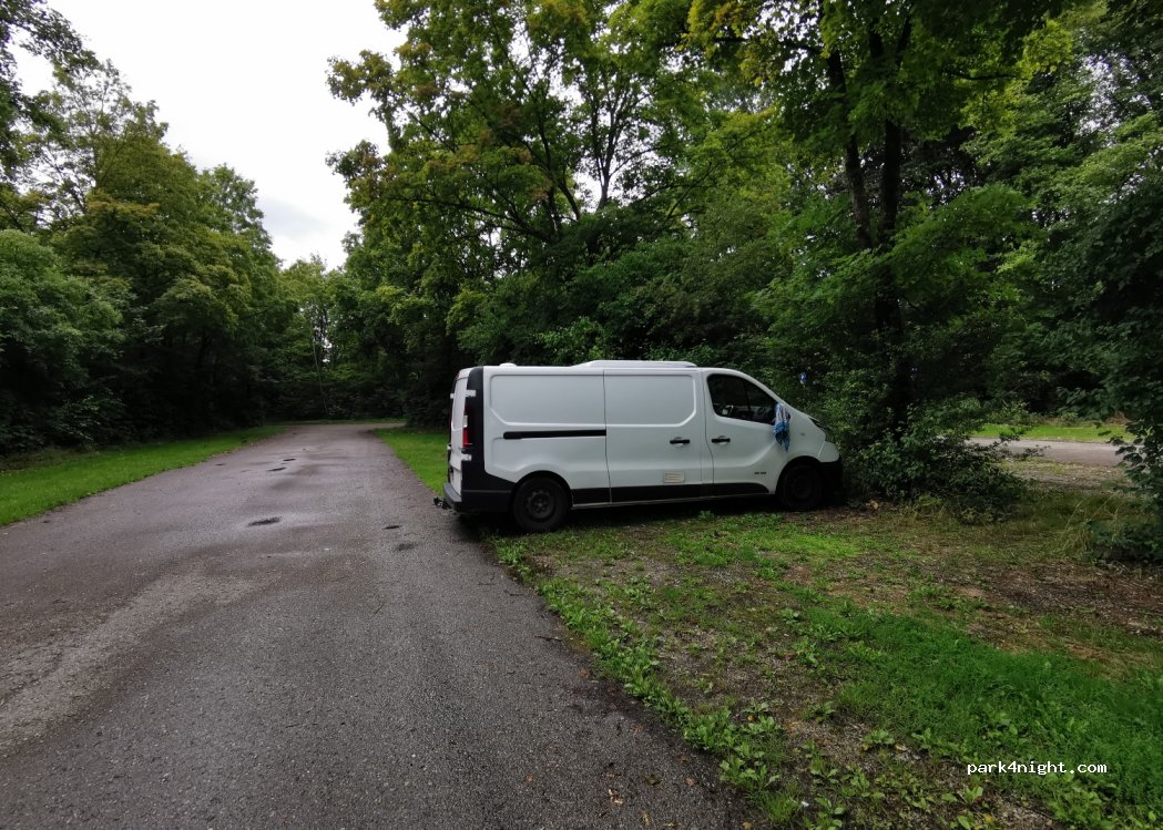 (85757) Karlsfeld - Unnamed Road — foto