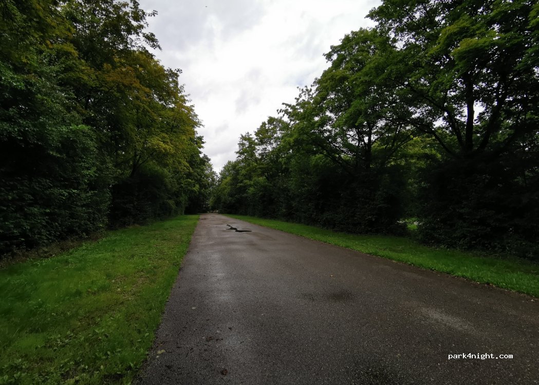(85757) Karlsfeld - Unnamed Road — foto 2