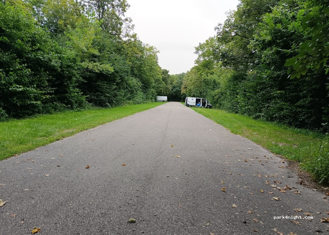 (85757) Karlsfeld - Unnamed Road — foto 4