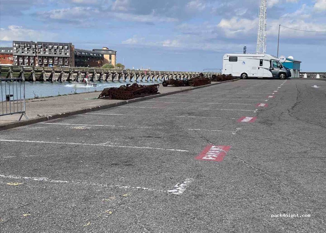 (14360) Trouville-sur-Mer - Promenade des Planches — foto 3