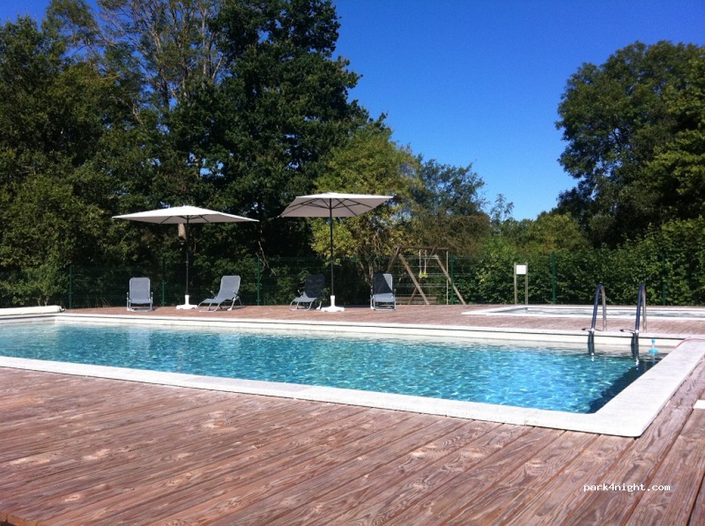 Camping Val Vert en Berry**** — foto