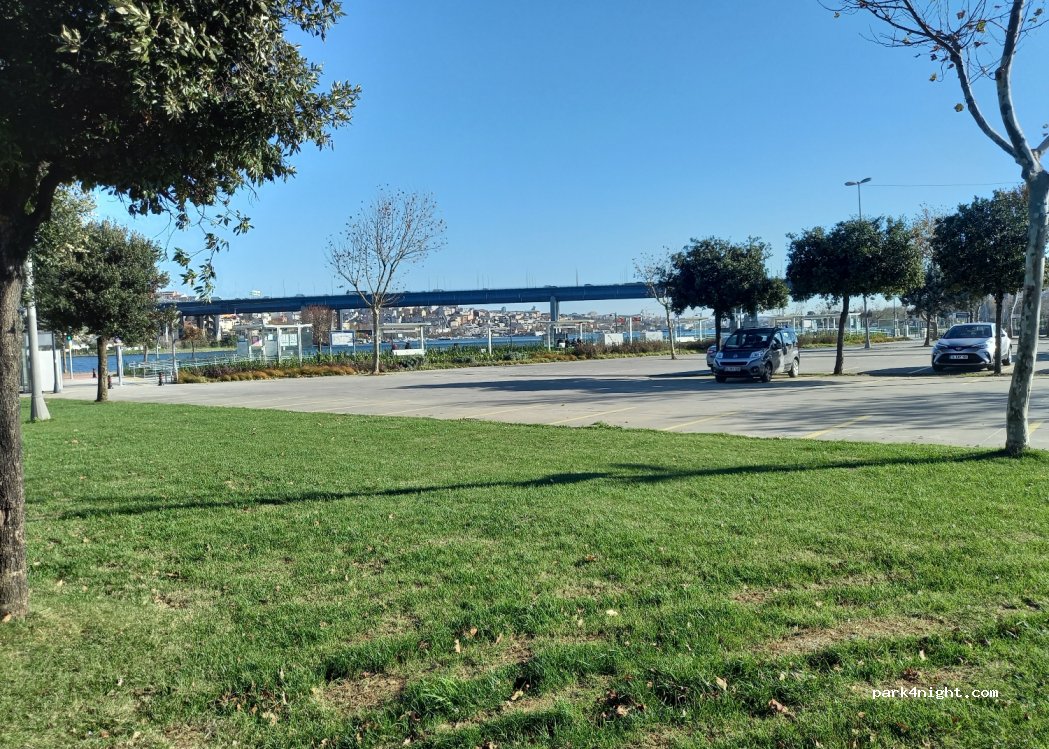 (34050) Eyüpsultan/İstanbul - Bahariye Cd. — foto 2