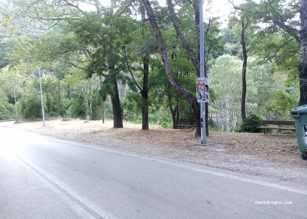 (270 63) Lampia - 5 Ethniki Odos Patras Levidiou — foto 2