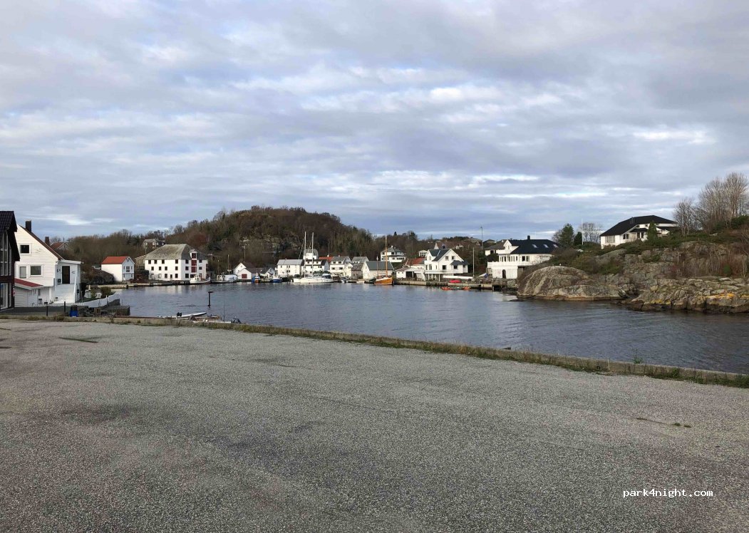 (5440) Mosterhamn - 612 Mostravegen — foto