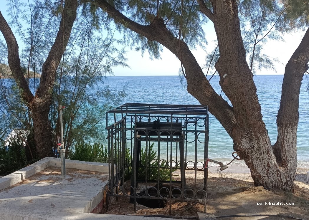 (811 00) Mytilene - Unnamed road — foto 4