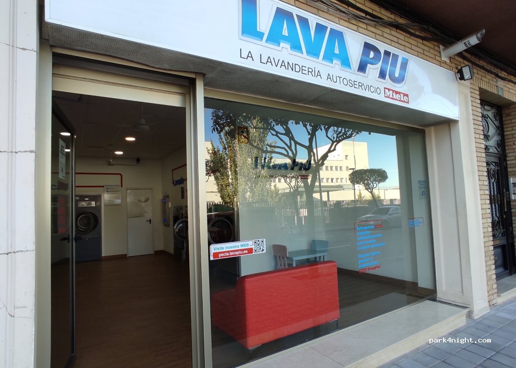 (30510) Yecla - 51 Calle de la Rambla — foto