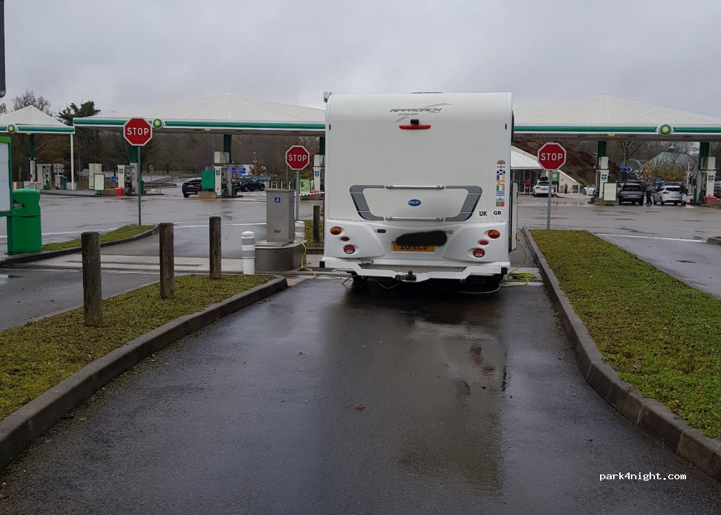 (52120) Châteauvillain - E54 — foto 2