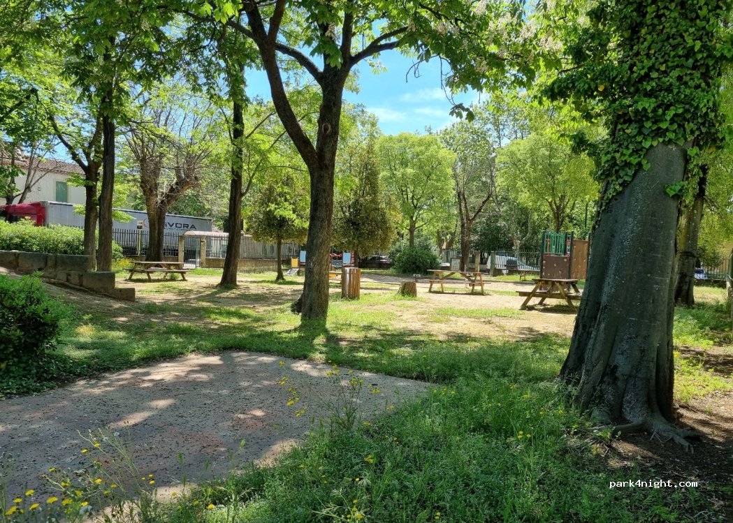 (30600) Vauvert - 81 Boulevard Jean Jaurès — foto