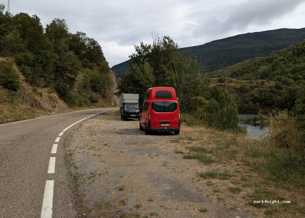 (25586) Borén - — foto