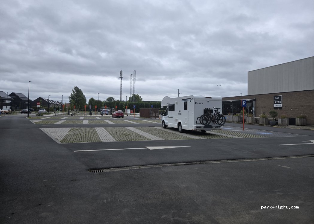 (9120) Beveren - 23 Albrecht Rodenbachlaan — foto