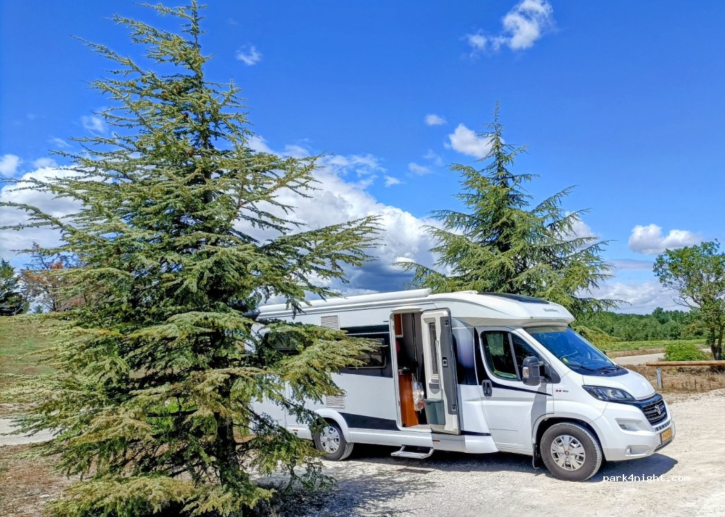 (84860) Caderousse - — foto 3