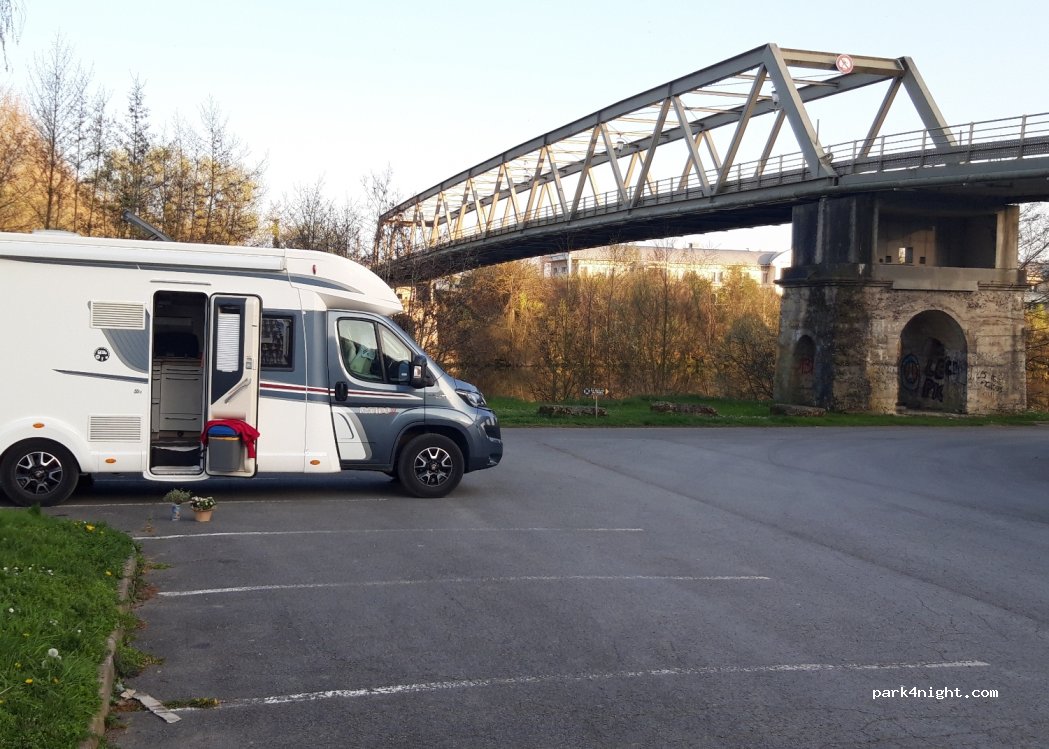 (60880) Jaux - Rue de la Gare — foto 2