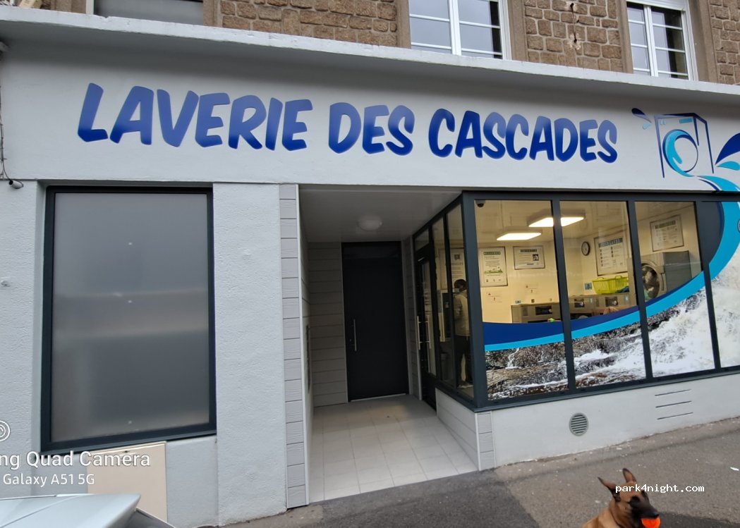 (50140) Mortain - 4 Rampe de la Collégiale — foto