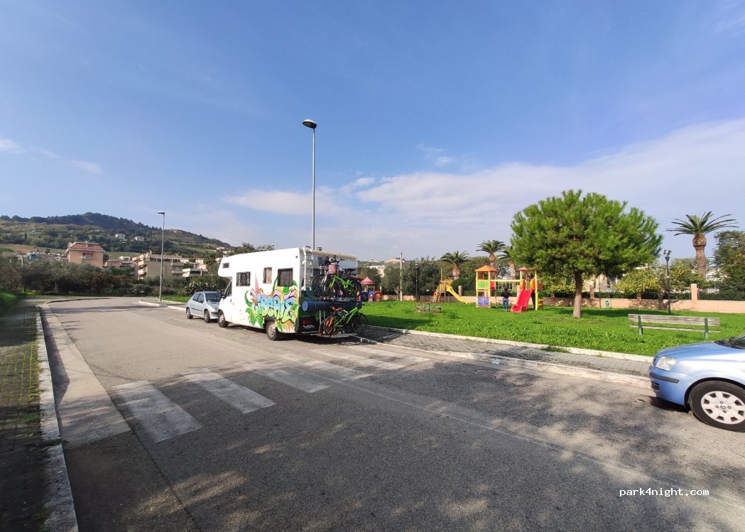 (63074) San Benedetto del Tronto - 20 Via San Pio X — foto