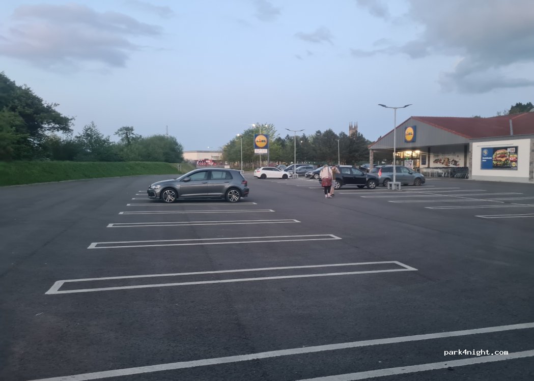 (P72 RD34) Bandon - 44 O'Mahoney Avenue — foto