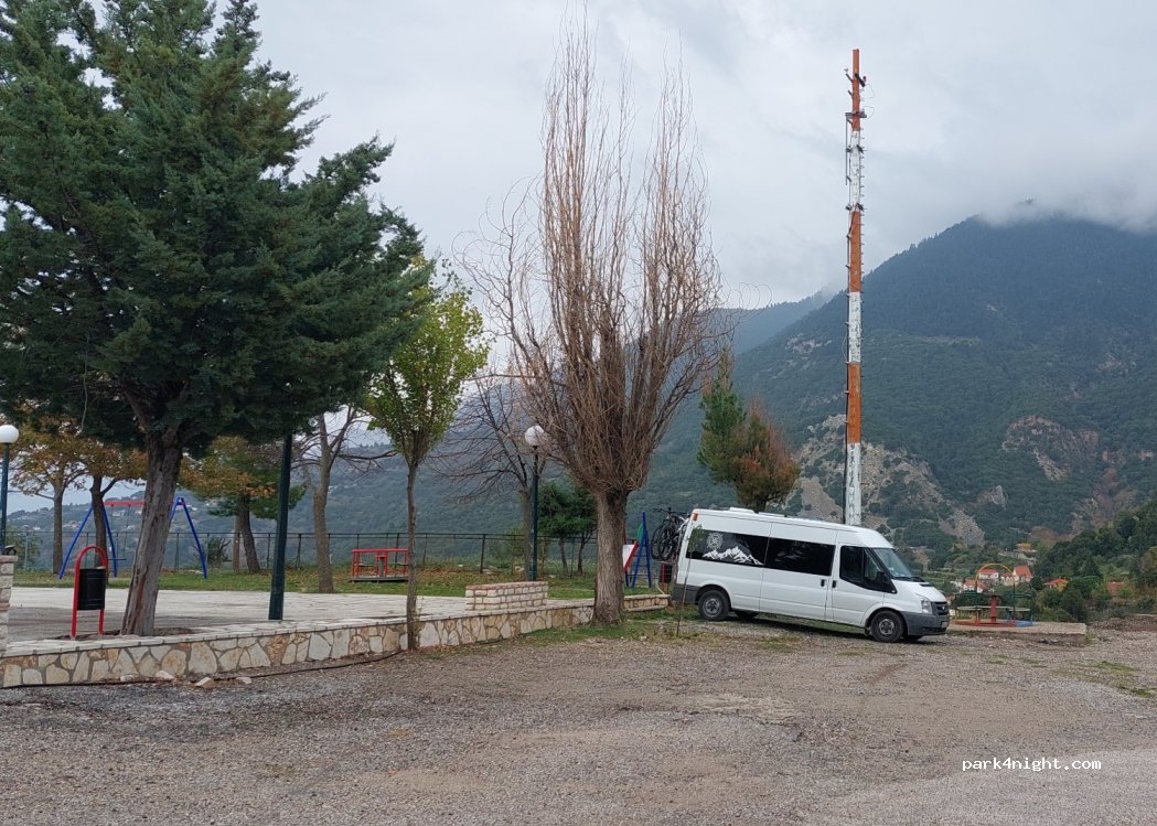 (300 10) Peristeri - Unnamed road — foto