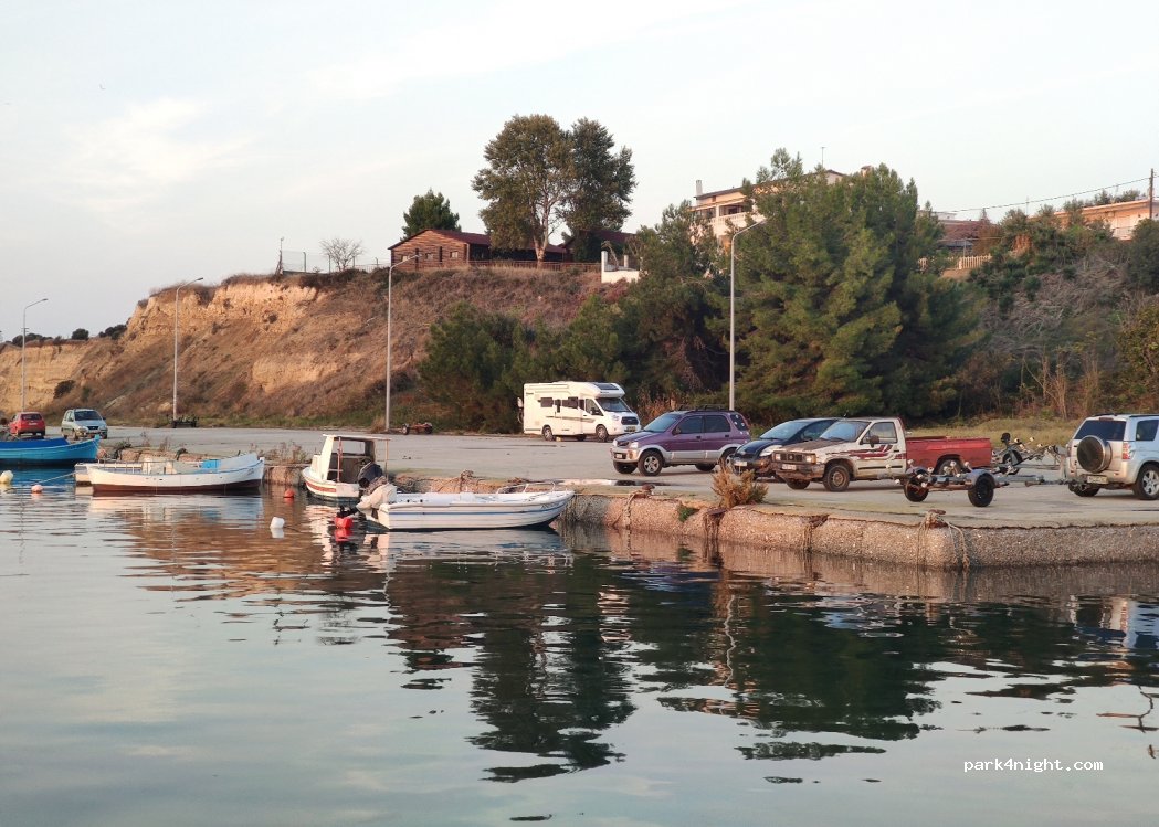 (570 04) Aggelochori - 7 Selefkou — foto 3