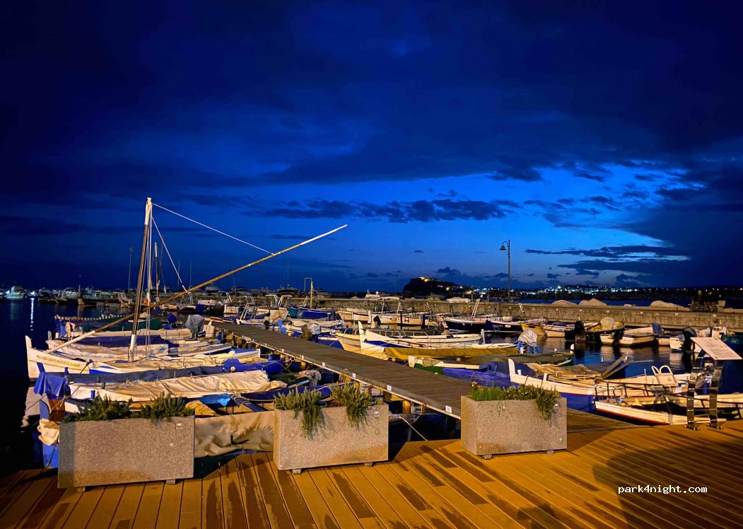 (80070) Monte di Procida - 100 Via Guglielmo Marconi — foto