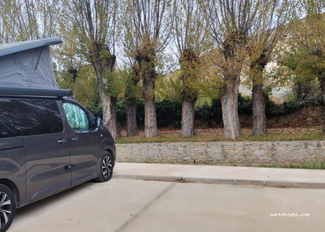 (44144) Villarroya de los Pinares - 5 Calle Peirón — foto 4