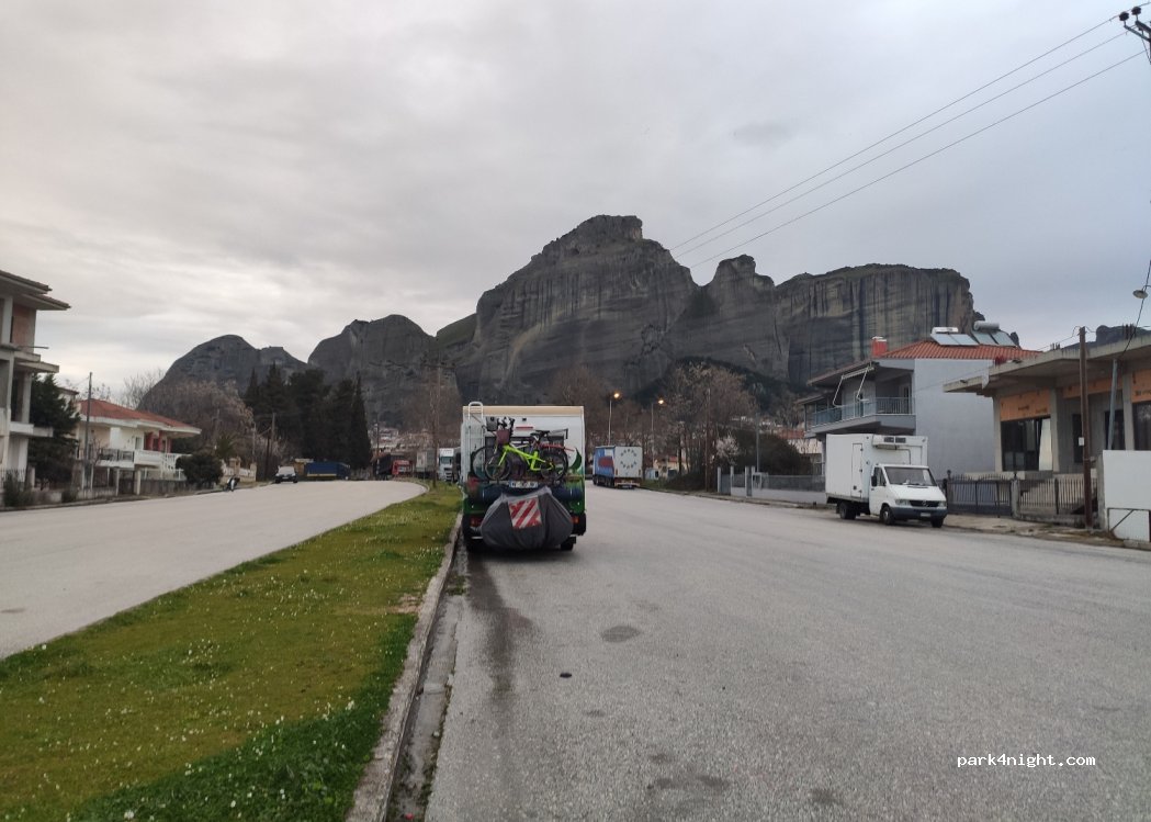 (422 00) Kalampaka - 8 Βυτουμά — foto 2