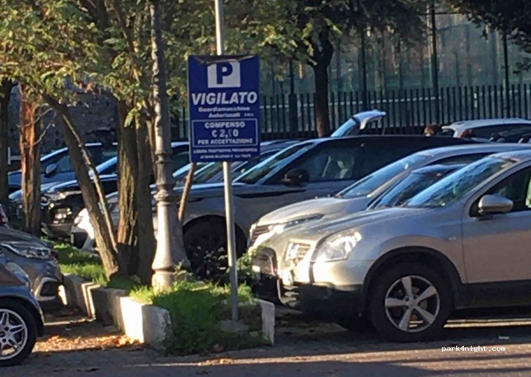 (00196) Roma - 10 Piazza Antonio Mancini — foto