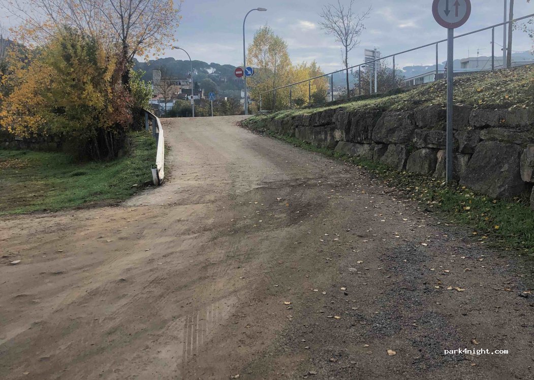 (08430) La Roca del Vallès - 1Z Carrer de Sant Sadurní — foto 2