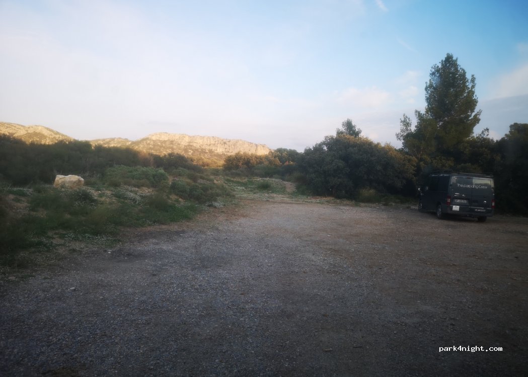 (13430) Eyguières - — foto 2
