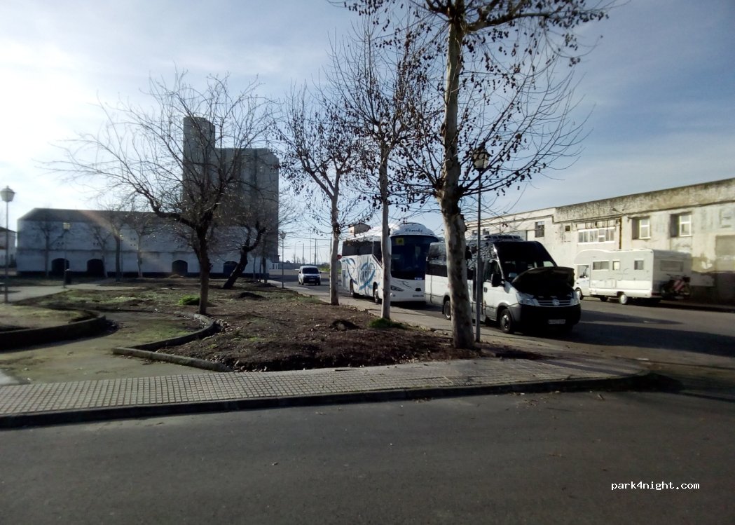 (10200) Trujillo - 5 Plaza Almagro — foto
