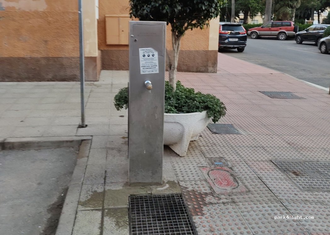 (04007) Almería - 15 Avenida Alhambra — foto 2