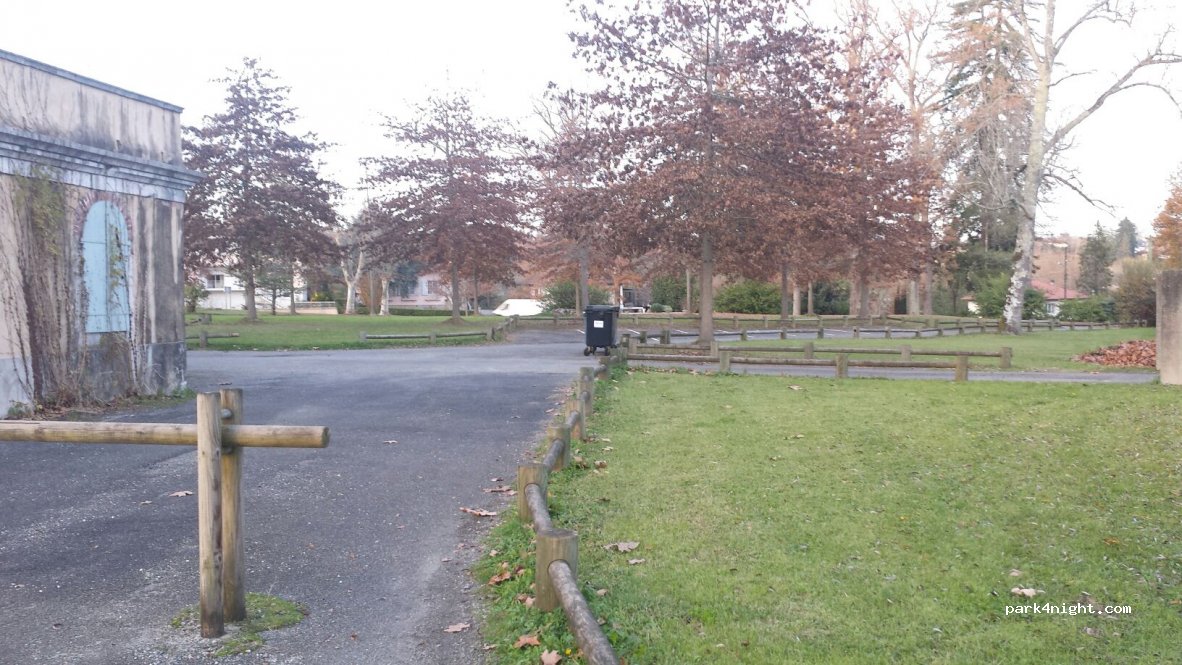 (64270) Salies-de-Béarn - Chemin de Mosqueros — foto 3