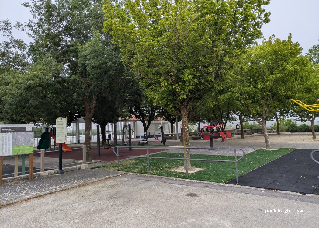(2590) Sobral de Monte Agraço - 15 Campo da Feira — foto 5
