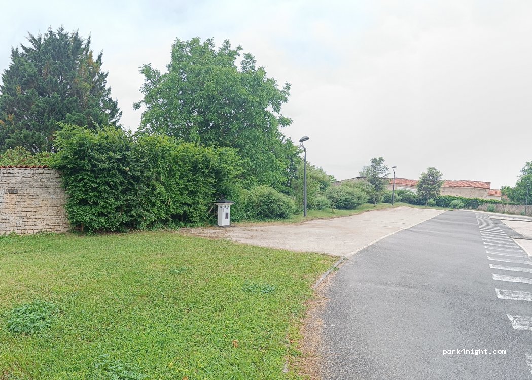 (16700) Salles-de-Villefagnan - 1 D27 — foto 3
