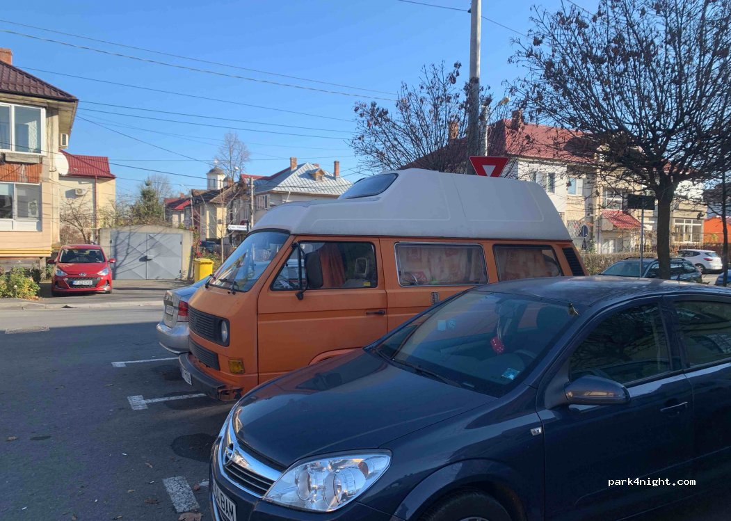 (075100) Otopeni - 5 Strada Toma Caragiu — foto