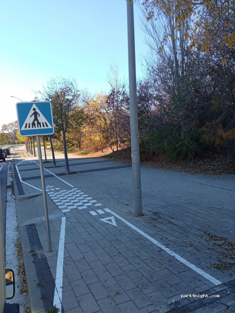 (08110) Montcada i Reixac - 4 Avinguda d'Europa — foto 2