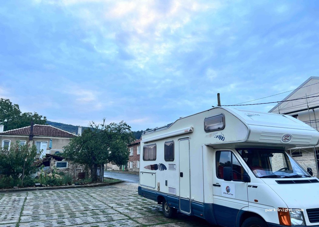 (8162) Malko Tarnovo - 6 улица 22 октомври — foto 3