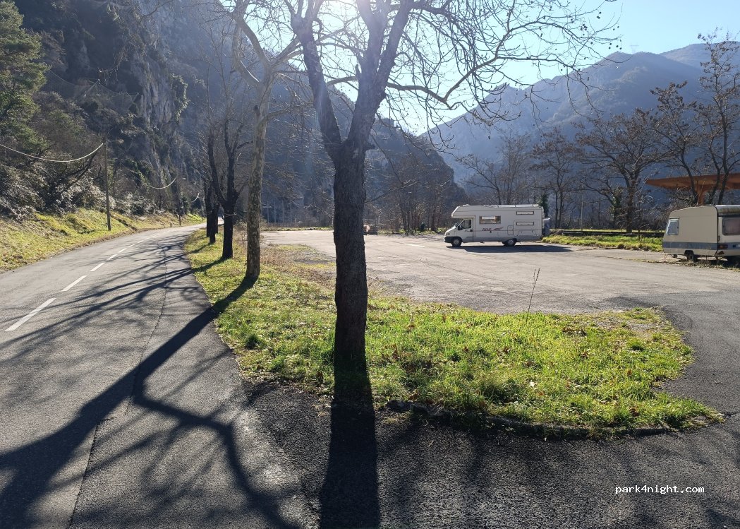 (06540) Fontan - 7 Avenue de la Gare — foto 2