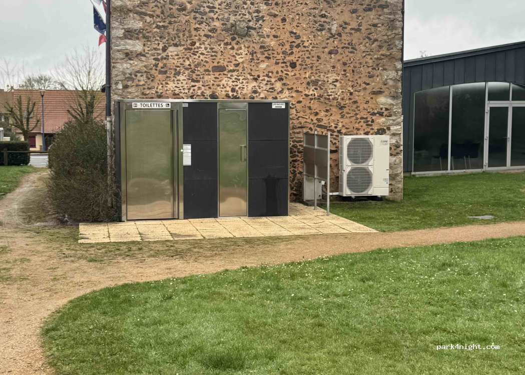 (72650) Trangé - 1 Rue de la Mairie — foto 5
