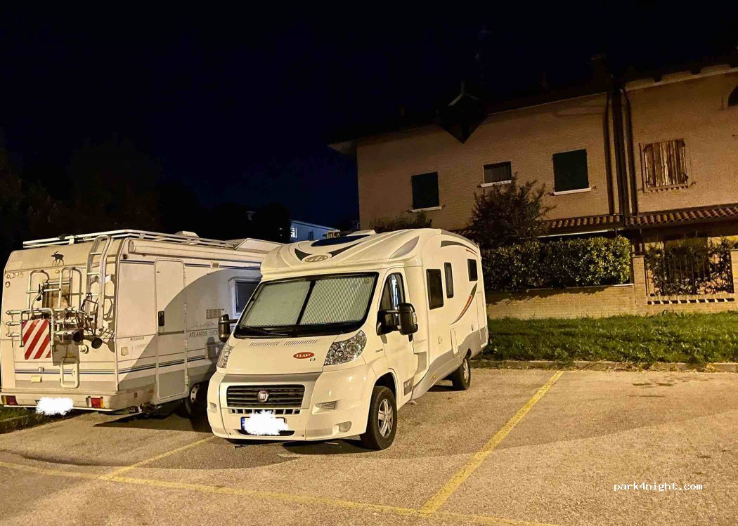 (44028) Poggio Renatico - 30 Via Salvo D'Acquisto — foto