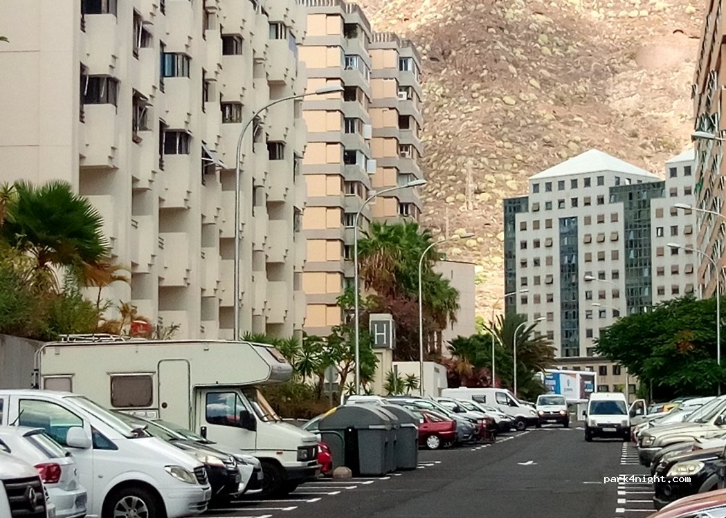 (38001) Santa Cruz de Tenerife - 13 Avenida Profesor Peraza Ayala — foto 2